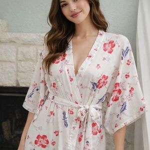 Natori White and Red Floral Robe
